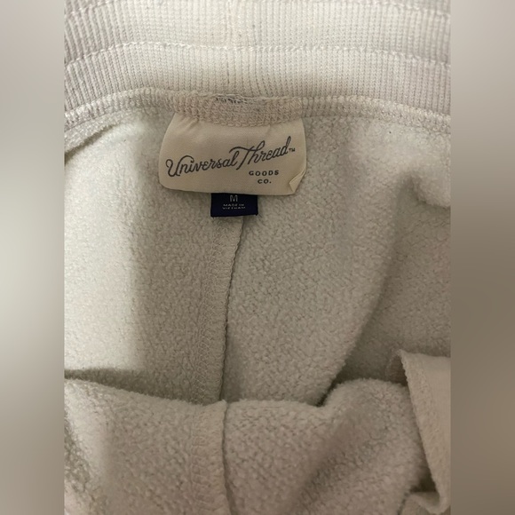 White Sweatpants - Picture 3 of 3